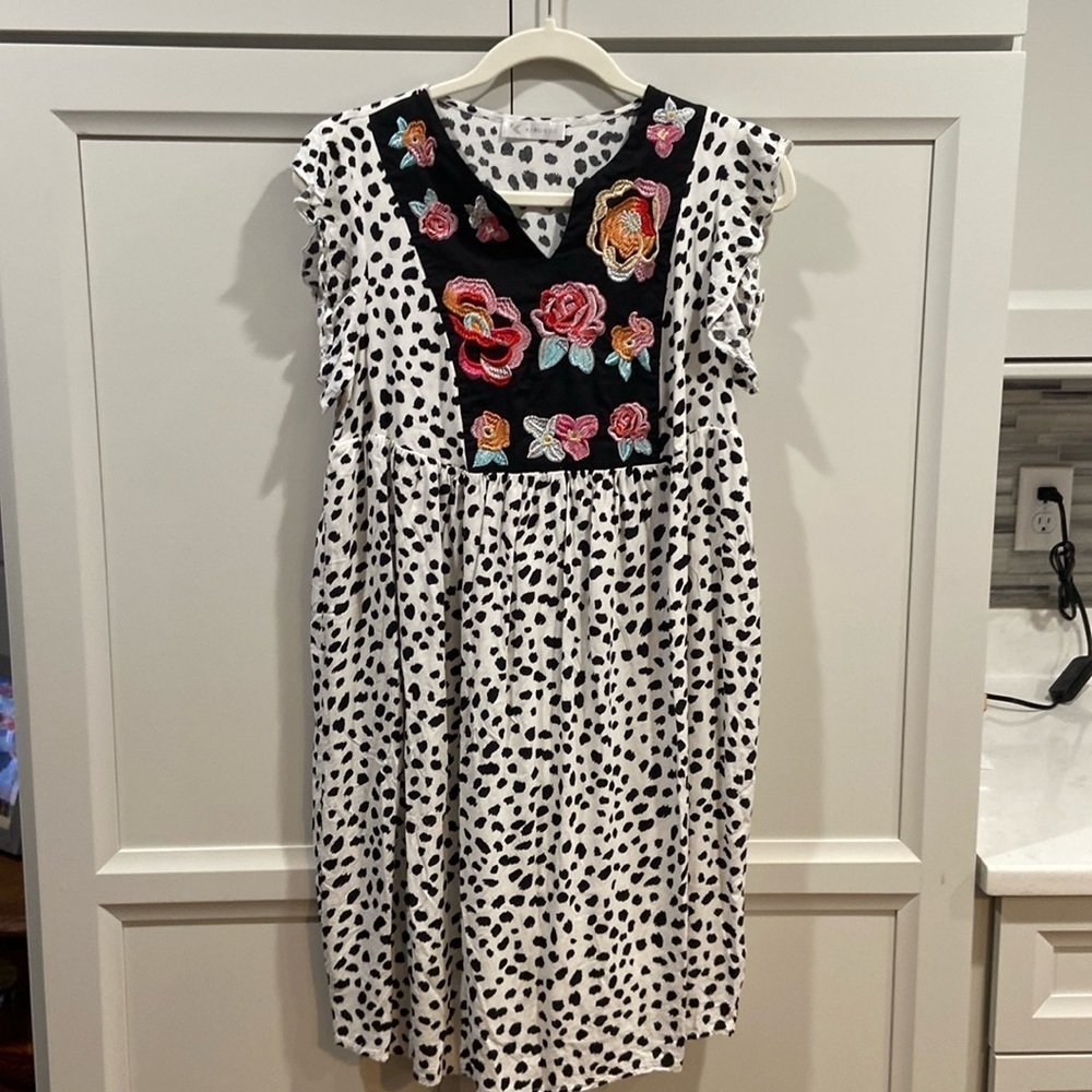 Kirundo Summer Mini Dress V Neck Boho Floral Embroidered Sundress Size Medium